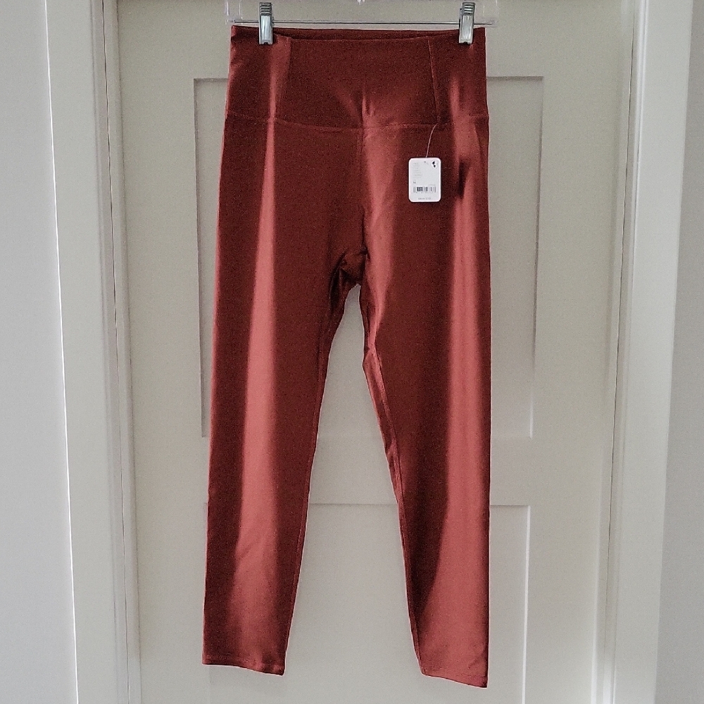 Free People Movement leggings M NWT